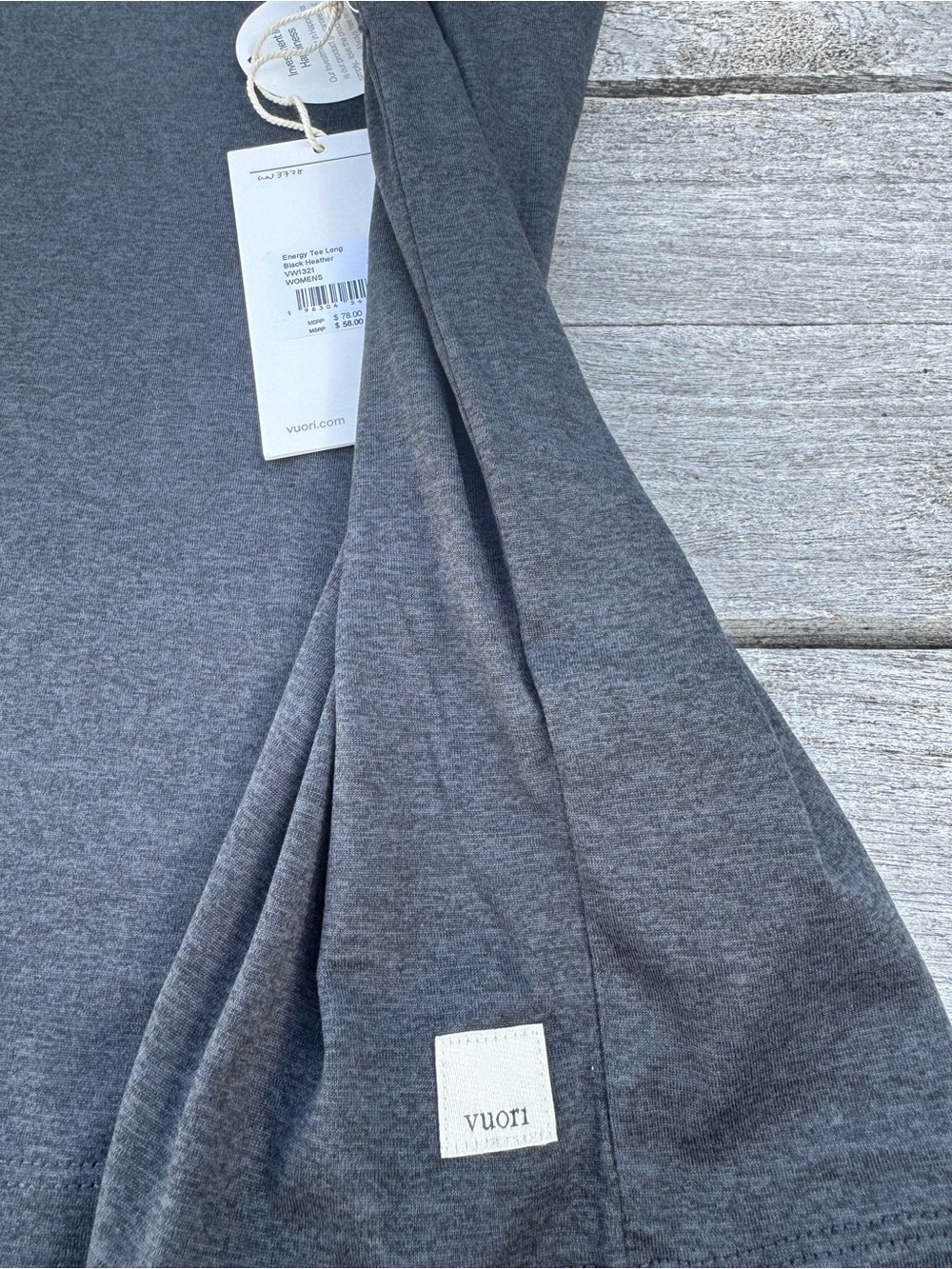 VUORI Energy Tee Long Black Heather Women's Large NWT - Picture 7 of 8